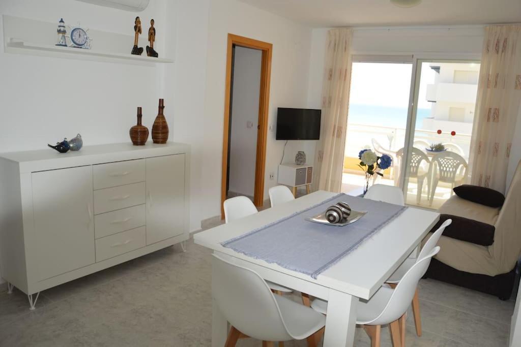 Apartamento Centrico En La Playa Con Piscina. Peñíscola Buitenkant foto