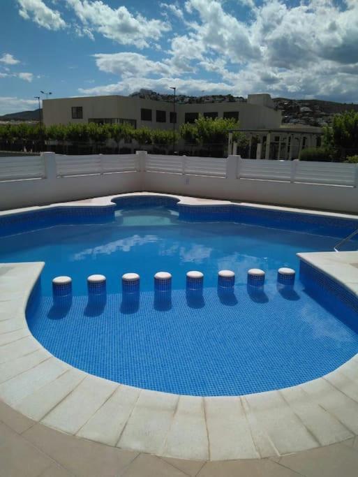 Apartamento Centrico En La Playa Con Piscina. Peñíscola Buitenkant foto
